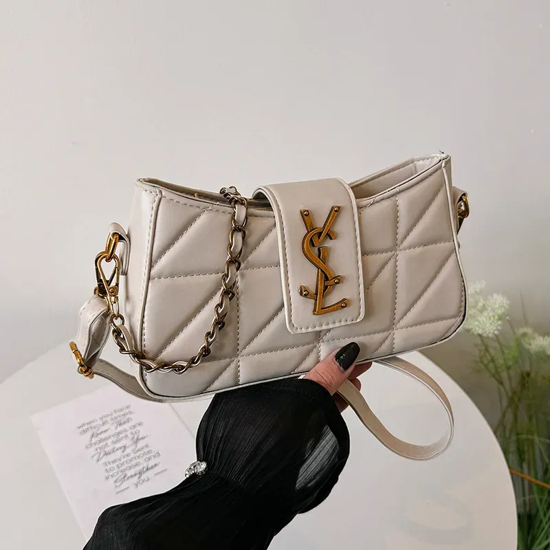 Free Shipping Chain Underarm Bag Women 2025 New Style Fashion Versatile Party Bag Letter Print Shoulder Crossbody Bag Pink Khaki001