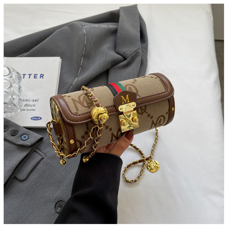 Luxury Brand Designer Bag High-End Stylish Small Bag 2023 New Fashion Versatile Chain Crossbody Bag Niche Texture Shoulder Cylinder Bag
