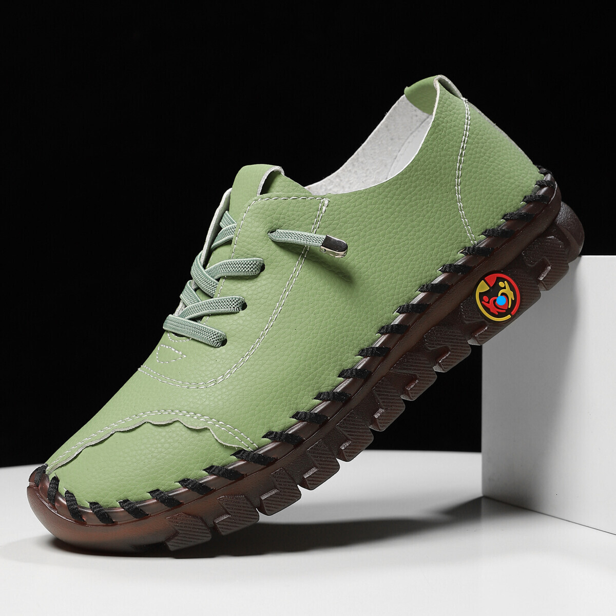 High-Quality Handmade Versatile Soft Sole Mom Large Size Women's Flat Single Casual Shoes