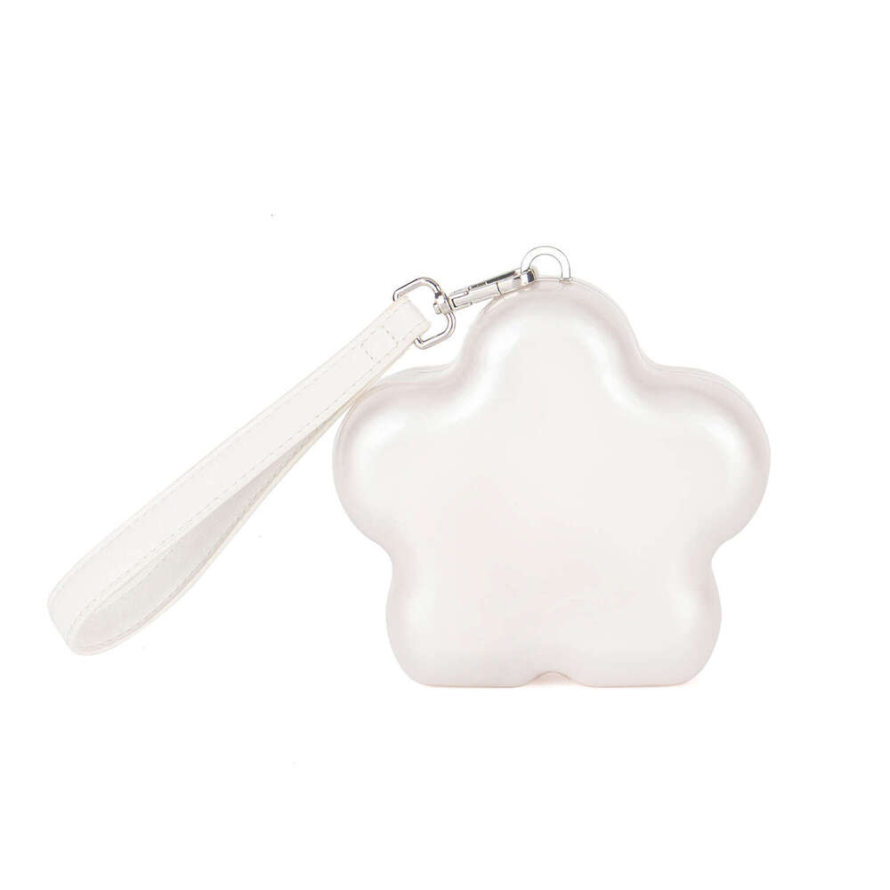 Designer Luxury Evening Diamond 2023 Christmas Gift Pearl Flower Acrylic Evening Bag Wedding Party Handheld Women Clutch