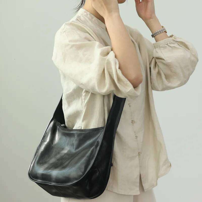Women's Soft Genuine Leather Crossbody Bags Wide Shoulder Strap Zipper Shoudler Bag Suitable For Commuting And Short Traveling