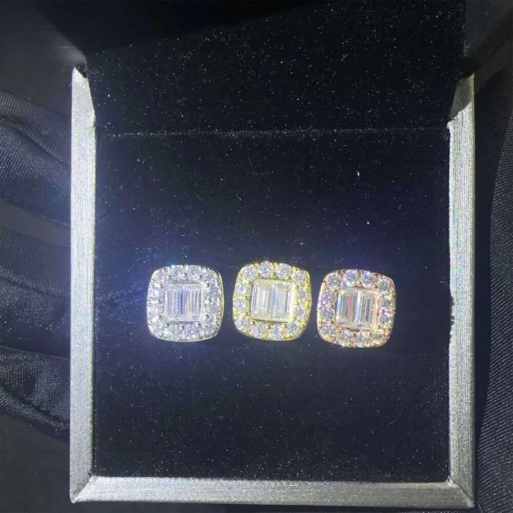 New Arrivals Bulk Stock Iced Out Man Earrings Baguette Moissanite Dia Screw Back Setting Hip Hop Stud Earring
