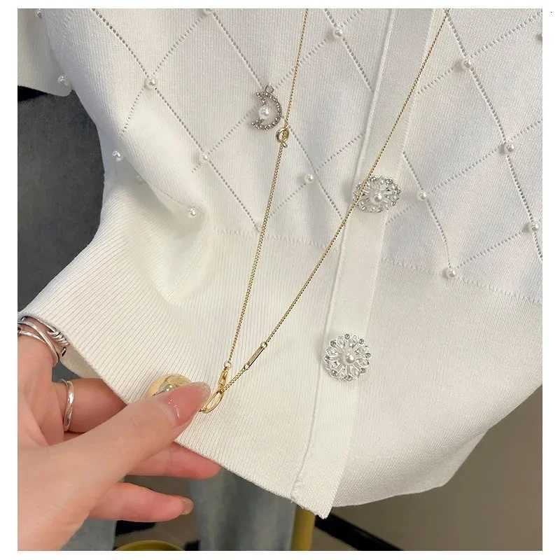 Vintage Beaded Slim Knit Cardigan Women White Knit Shirt Summer V-neck Pearl Button Thin Short-sleeved Tops High-end Design Coat X250724