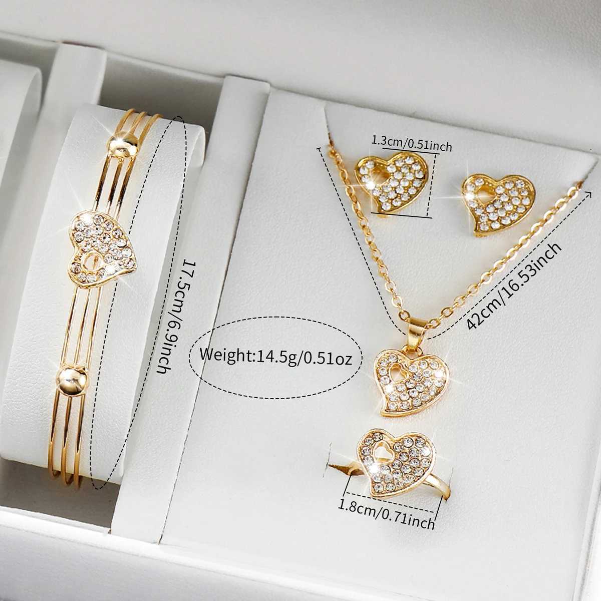 6PCS/Set Womens Watch Fashion Stainless Steel Band Analog Quartz Watches Heart Jewelry Set (Without Box) W250724