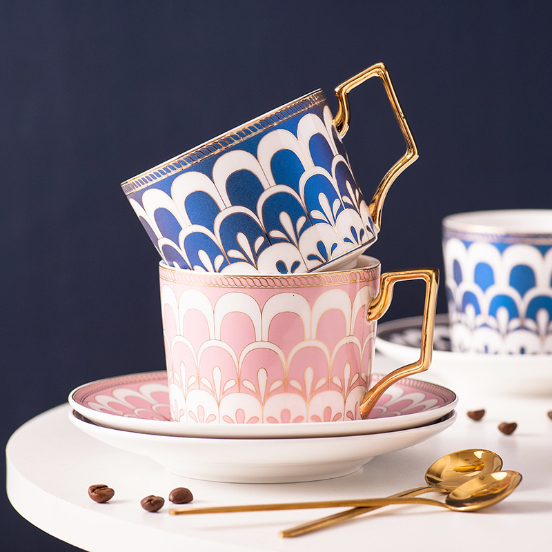 European Gold Frame Coffee Mug Bone China Tea Set Exquisite Coffee Mug Birthday Gift Afternoon Flower Tea Cup Home Decor 250222