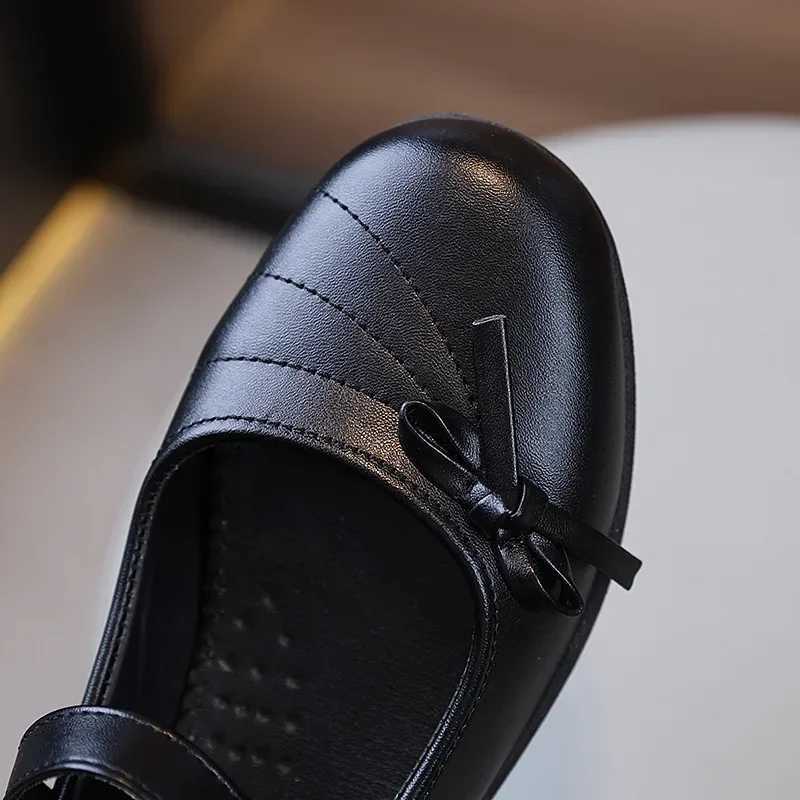 New Girls Par Dresses Leather Shoes Black Versatile Childrens Flats for School Performance Fashion Kids Formal Uniform Shoes XJ250724