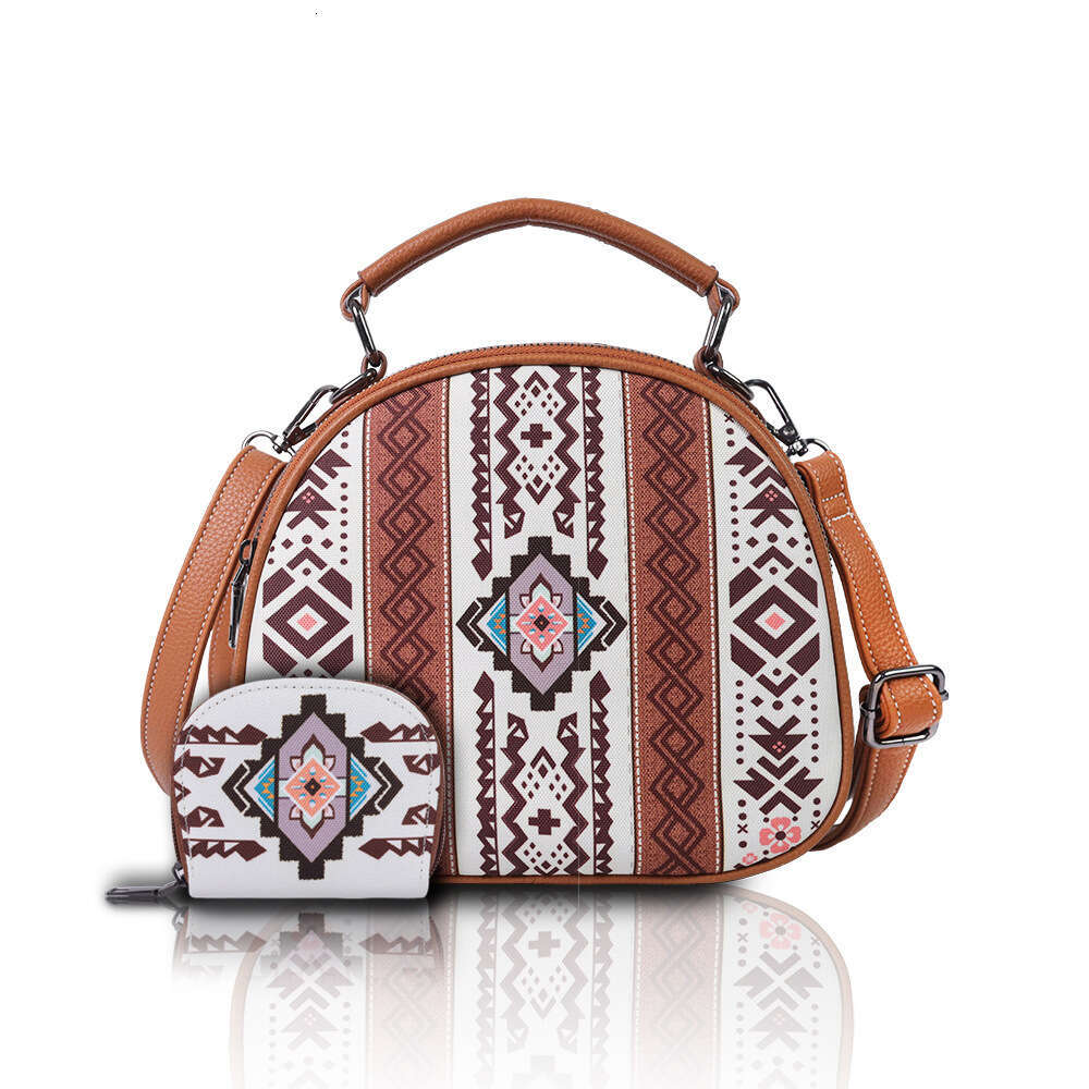 Designer Luxury Evening Diamond 2025 New Bohemian Style Two-Piece Set Shell Handbag Large Capacity Suitable for Office Commuting Bag