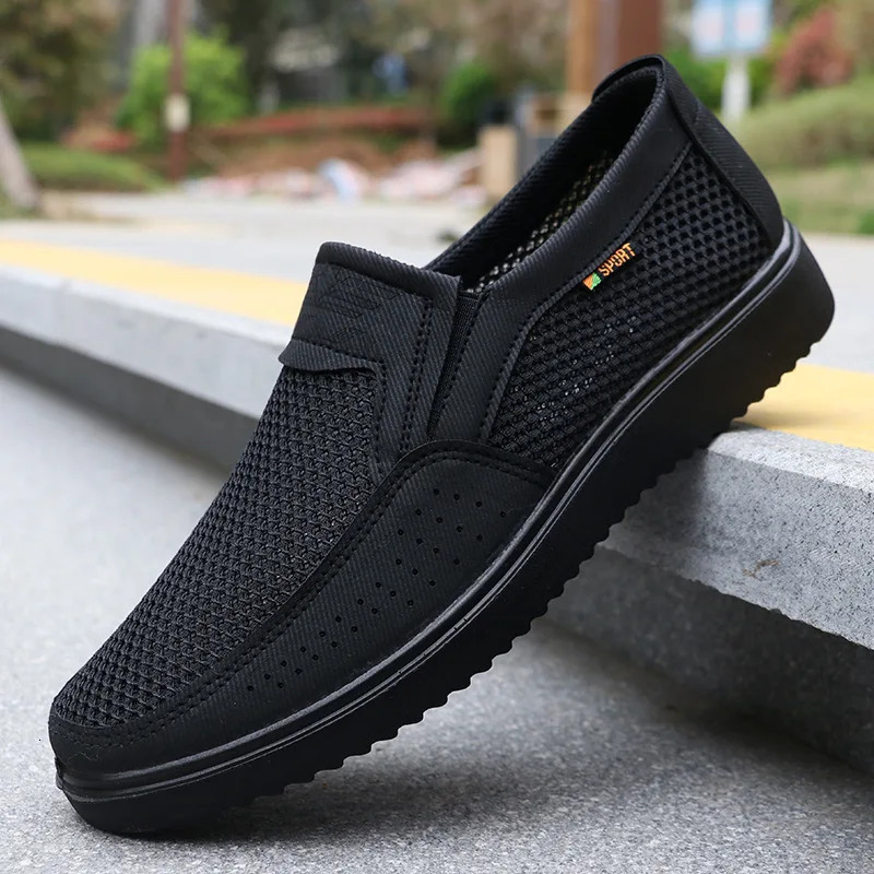 Comfortable Men Casual Shoes Breathable Mesh Summer Men Shoes Non-slip Lightweight Shoes for Men 2024 250716