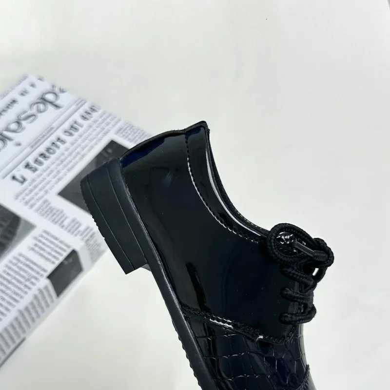 Fashion Boys Leather Shoes Black Pointed Toe Kids New Low-heeled Shoes for Party Wedding Casual Childrens School Formal Flats XJ250724