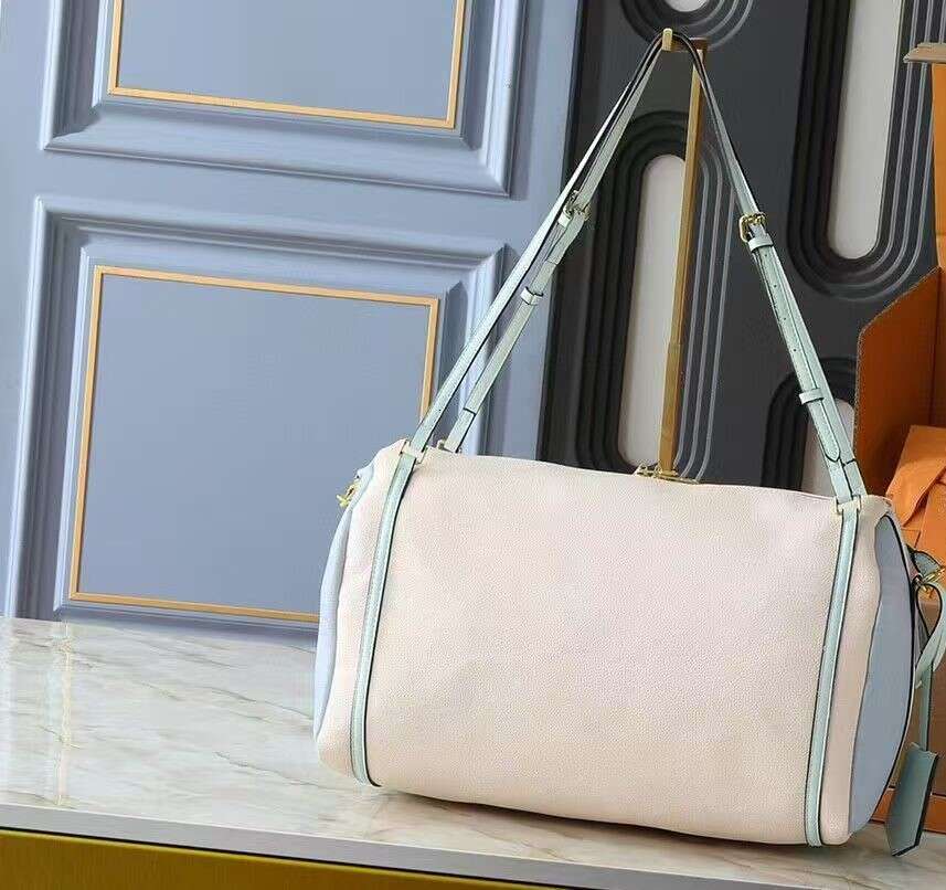Designer Bags luxury Women's Cowhide Leather autumn&winterShoulder Vintage Soft Messenger Handbag Fashion Crossbody Bags Female Underarm Bag