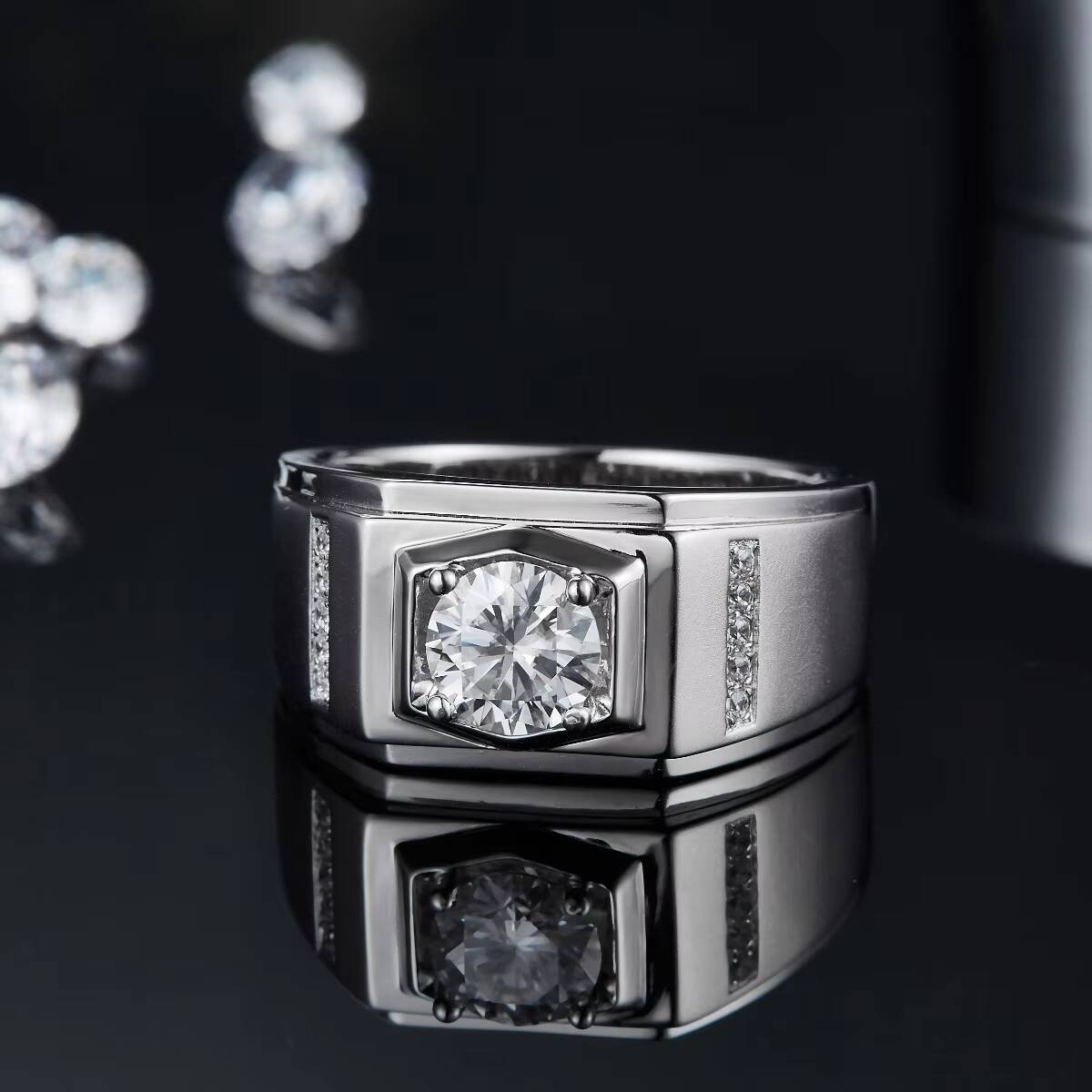 Zanlong 14449 Customize 925 Silver Diamond D Color VVS1 Clarity Round Cut Mens Moissanite Ring Wedding Hiphop Band Jewelry