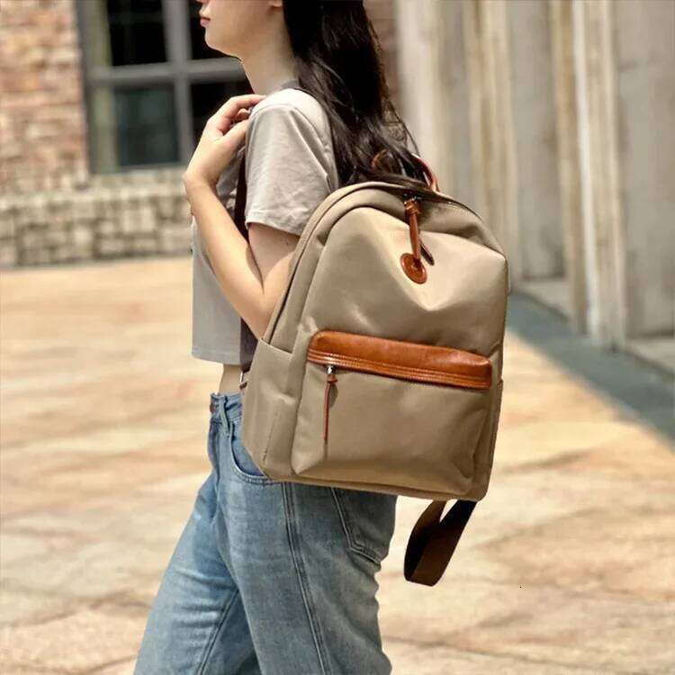 Unique Fashionable Clutch Mini Bag With High-End Letter Design For Casual Everyday Elegance