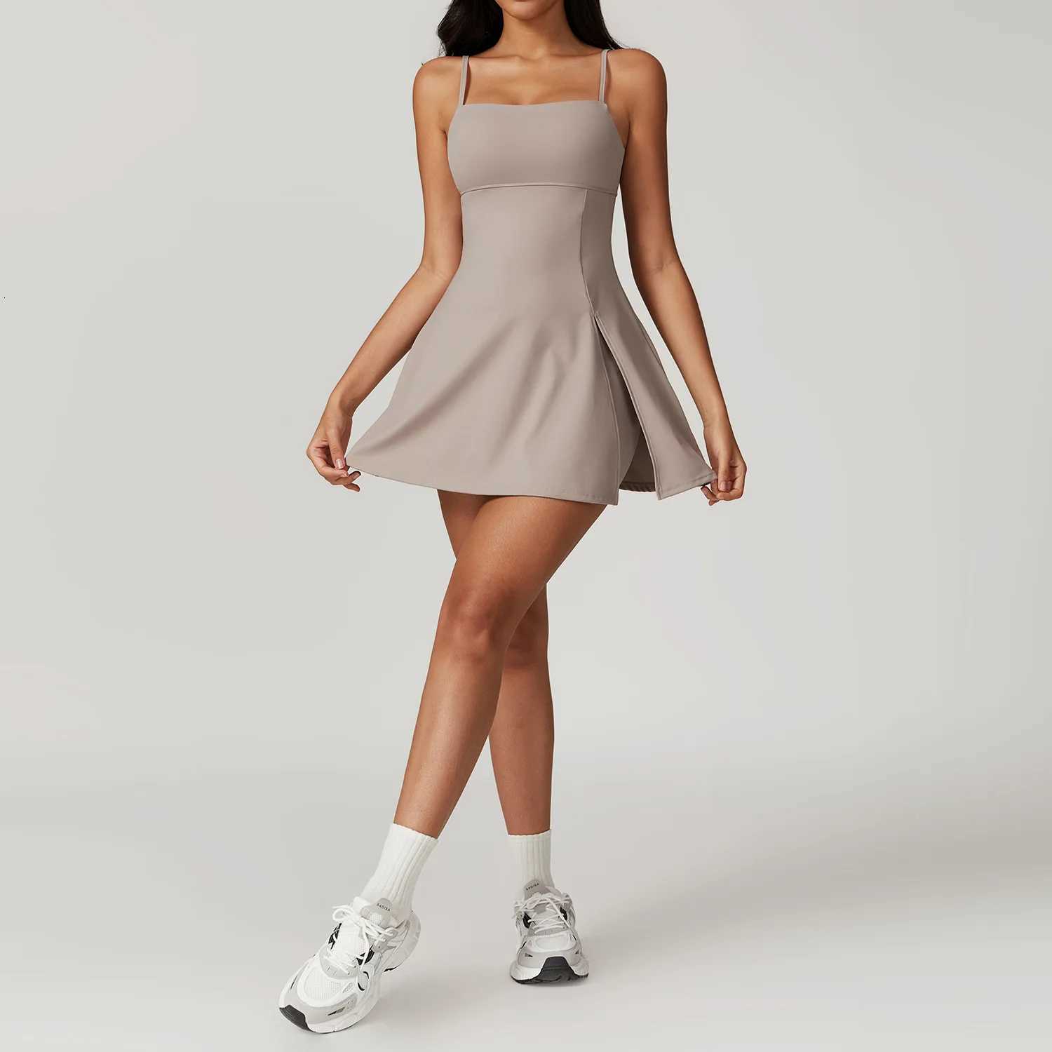 Womens Sports Beautiful Back Dress Removable Chest Cushion Breathable Outdoor Yoga Tennis Skirt Sexy Woman Yoga Sport Clothes XJ250724