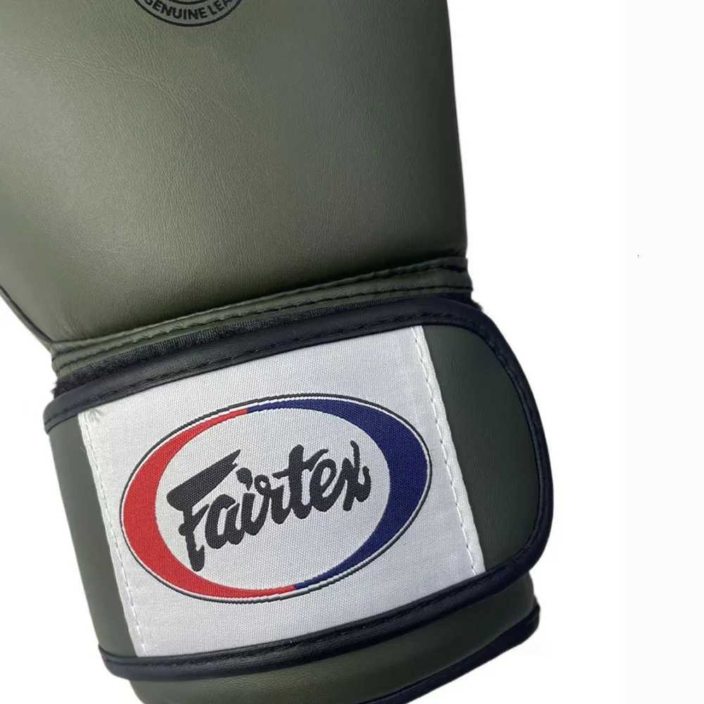 hot selling boxing Gloves for Men and Women -Breathable punching Gloves with Superior Wrist Support Shock Absorption - Padde Z250723