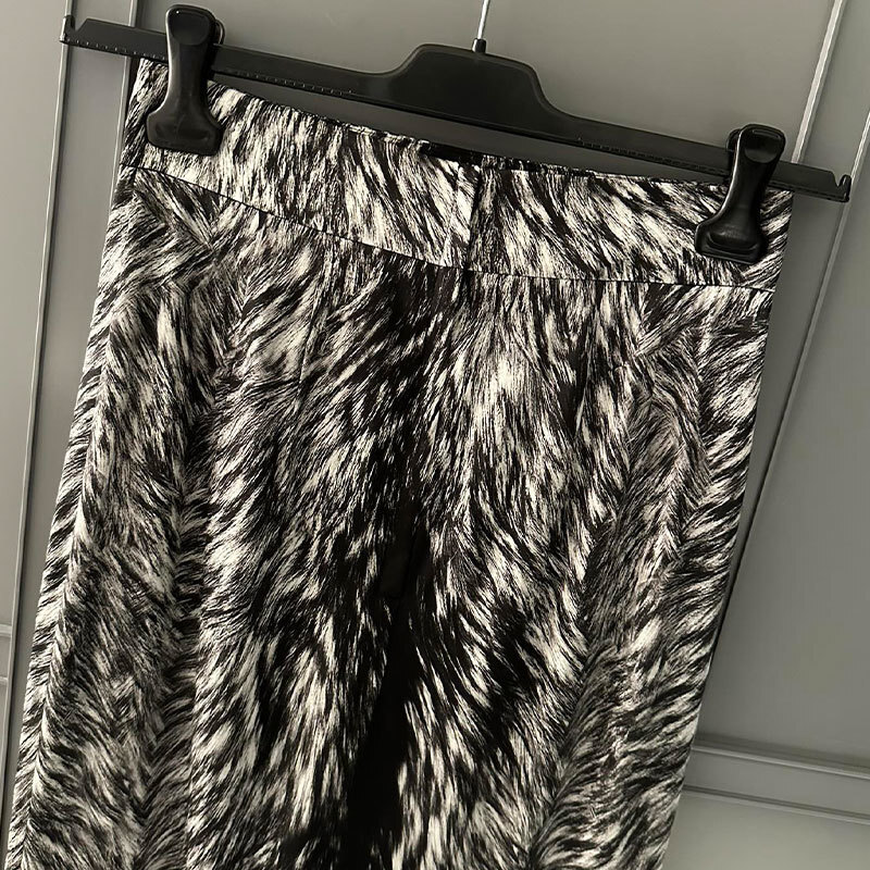 Ladies Silk Blend Leopard Print Skirt Classic Designer High Waist Pencil Skirt Simple Luxury Mid-Calf Length Y2K Animalier Style Clothing S0755