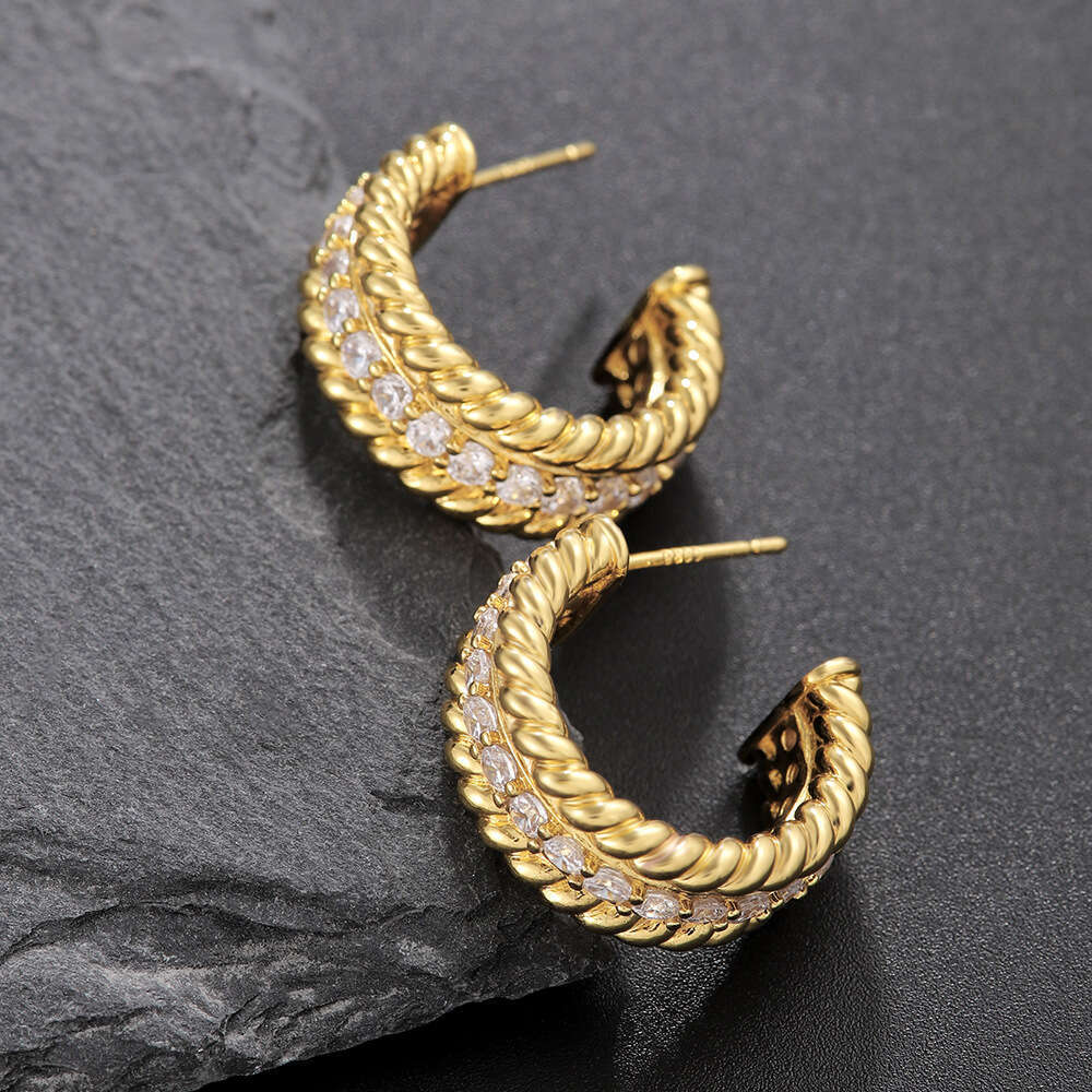 Vacuum Electroplating Gold Plated Korean Style C-shaped Hoop Twisted Steel Peptide Round casual Earrings for Women