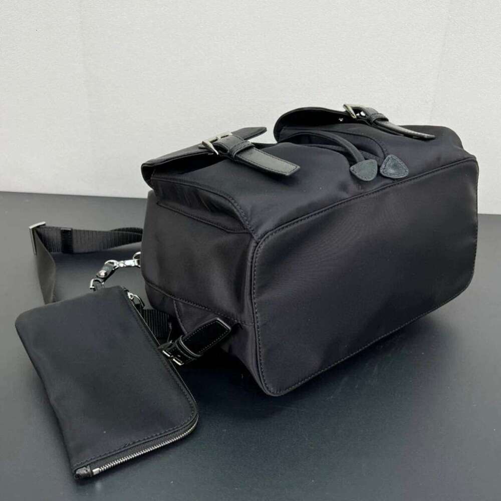 Designer Waterproof Nylon For Women With Pockets Travel Backpack Brand Shoulder Bag Sac De Luxe Femme Purses