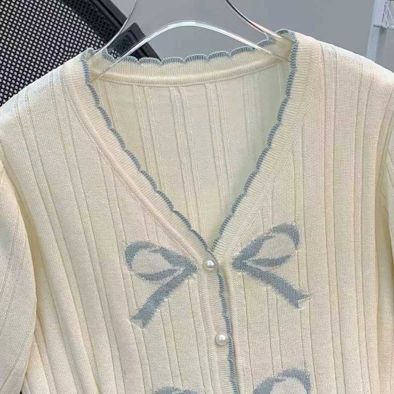 2025 Summer Short Sleeve Thin Sweater for Women Korean Fashion Tops Y2K Clothes Women V Neck Knitted Cardigan Sweaters Female X250724