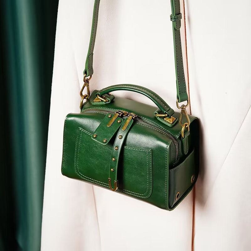 Trendy Women's Bags 2025 New Fashion Versatile Commuter Crossbody Niche Handbag Pillow Bag
