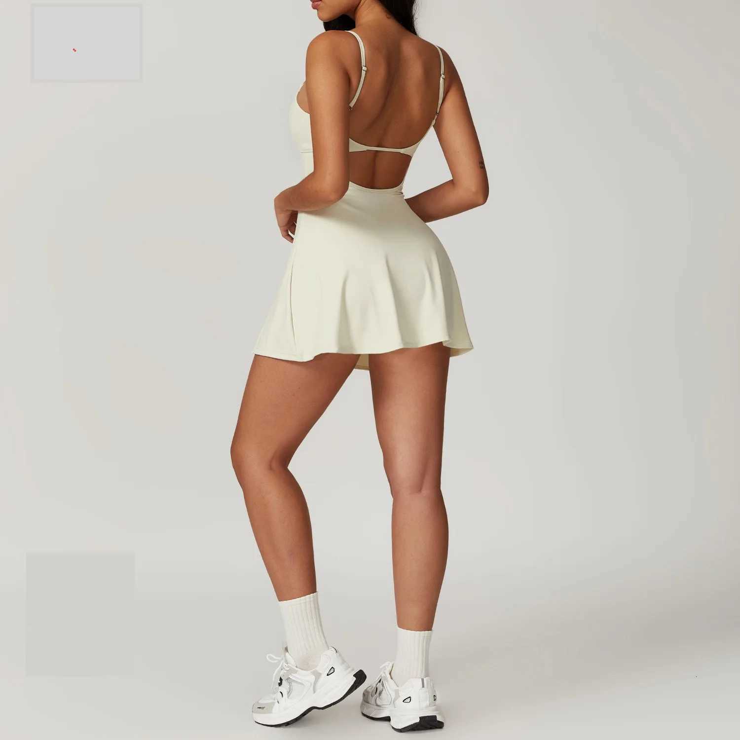 Womens Sports Beautiful Back Dress Removable Chest Cushion Breathable Outdoor Yoga Tennis Skirt Sexy Woman Yoga Sport Clothes XJ250724