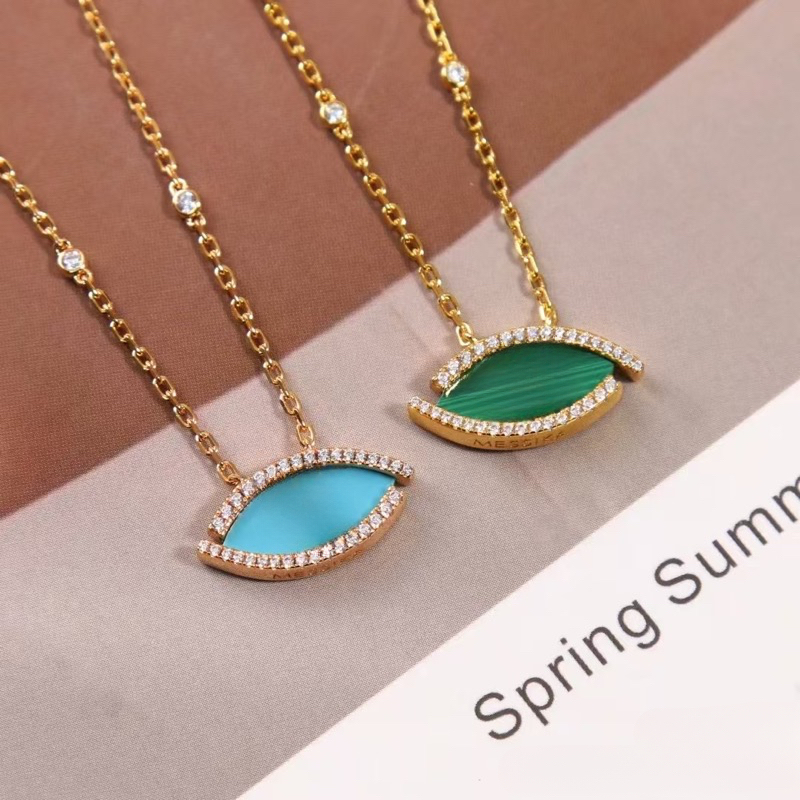new style retro eyeshaped pendant necklace for women 18k gold green chalcedony collar chain daily wear accessory gift for giving business party luxury jewelry