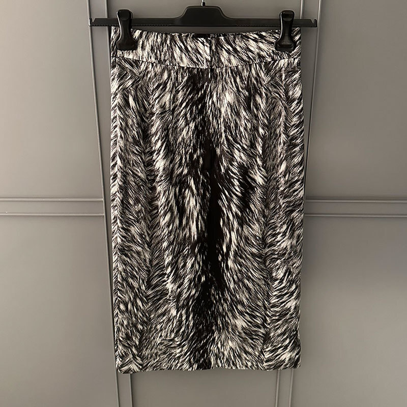 Ladies Silk Blend Leopard Print Skirt Classic Designer High Waist Pencil Skirt Simple Luxury Mid-Calf Length Y2K Animalier Style Clothing S0755