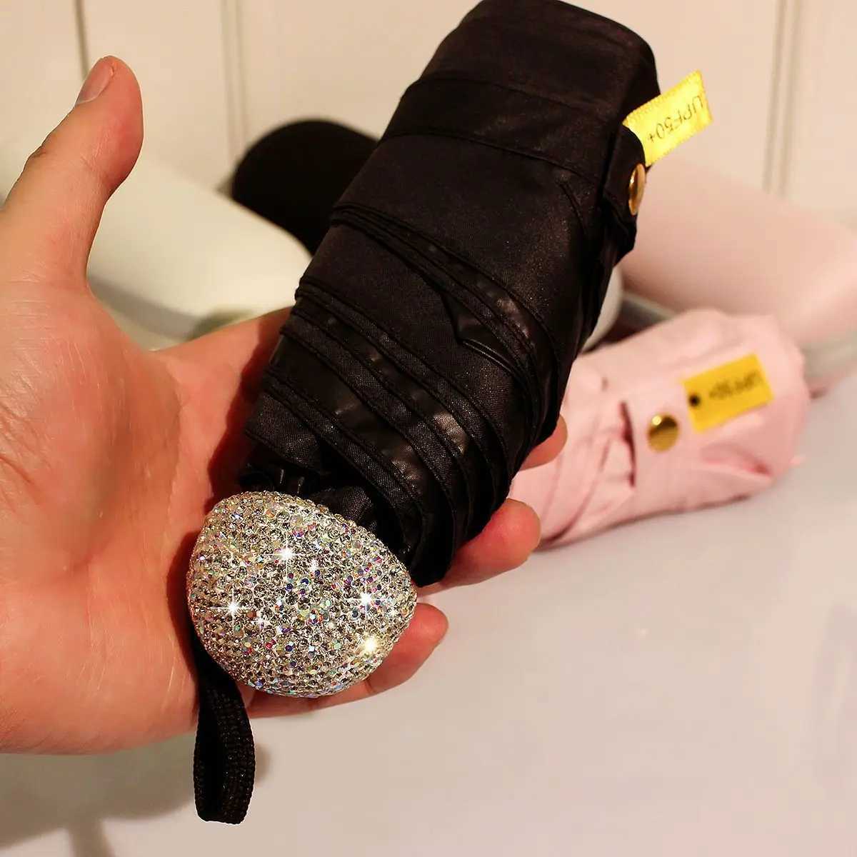 Luxury Rhinestone Portable Travel Capsule Umbrella Anti UV Sunscreen Folding Umbrella Girls Sunshine Umbrella Bling Rain Gear R250724