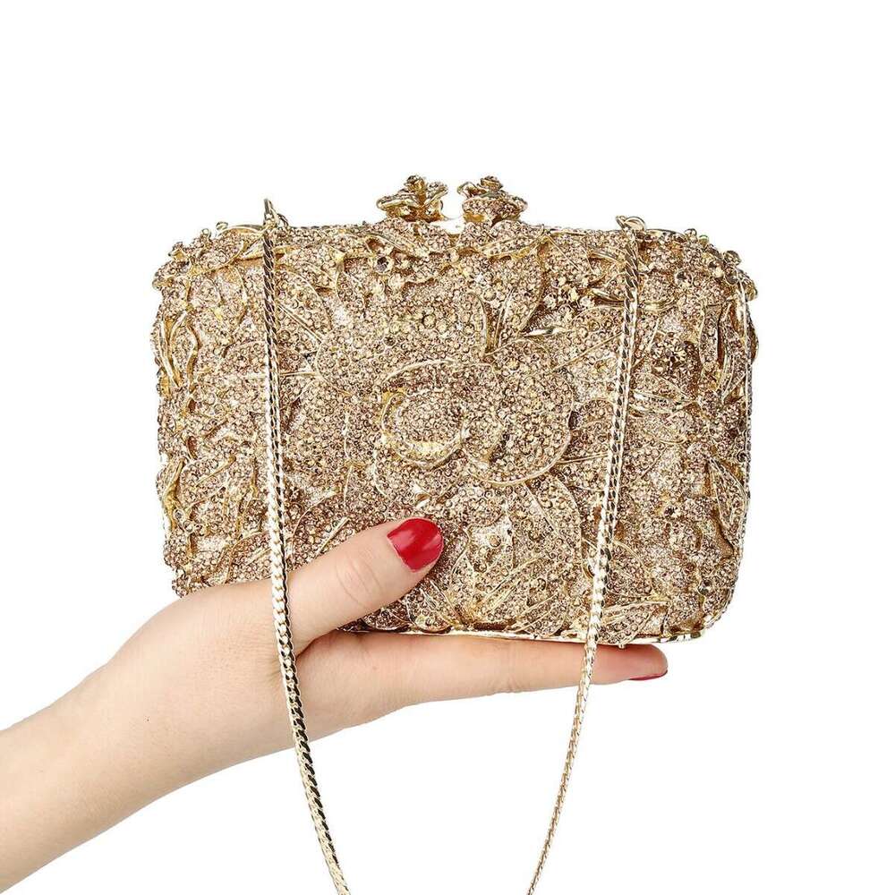 Designer Luxury Evening Diamond New Diamond-Studded Evening Hollow Metal Hard Banquet Dress Clutch Small Square Box Bag
