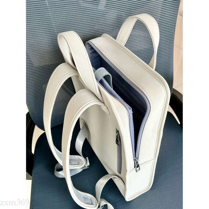 2023 New Model Laptop Unisex Commuting Fashion Simple 15.6inch Notebook Backpack College Student Bag