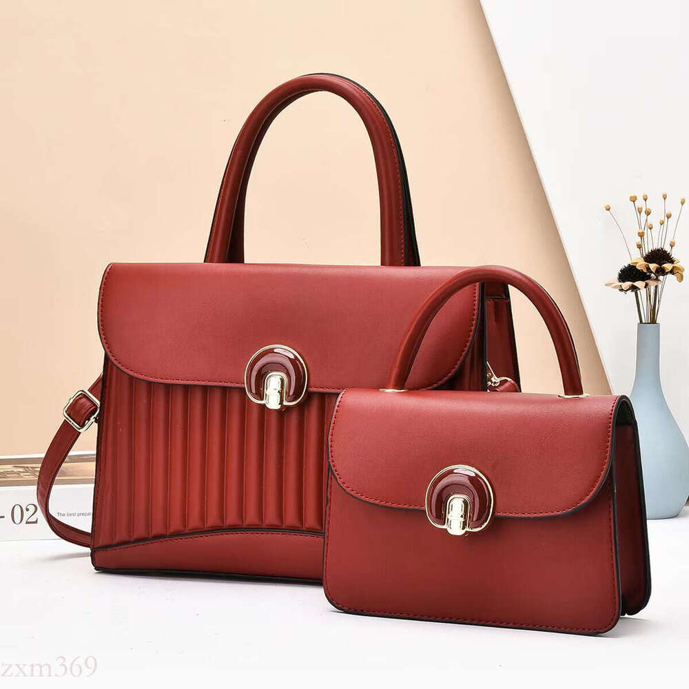 Autumn Winter Handbag 2024 New Fashion Versatile Elegant Large Korean Style Trendy Single Shoulder Crossbody Women's Mother Bag