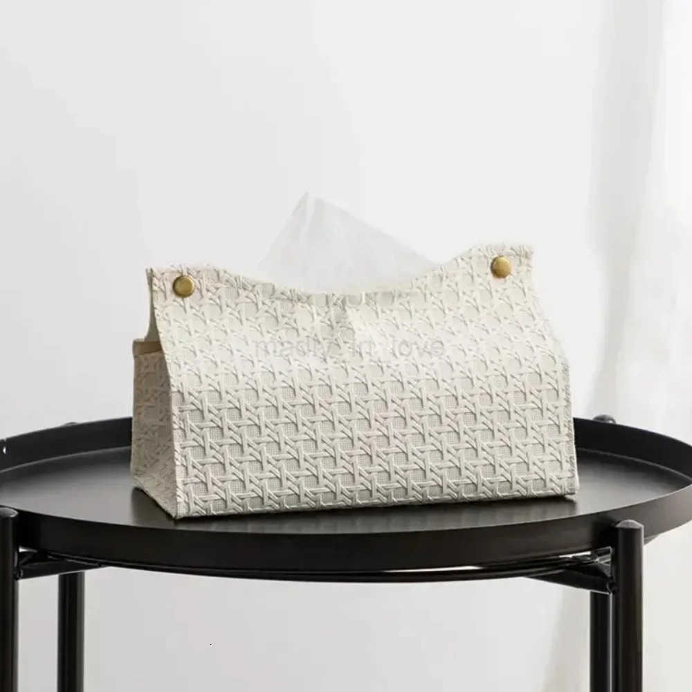 PU leather tissue box decorative napkin holder with buttons suitable for living rooms bedrooms and bathrooms. M250724