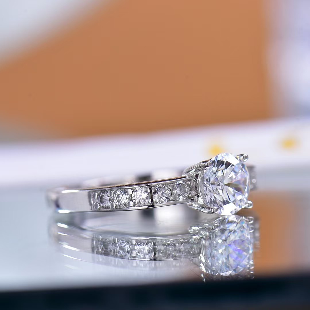 925 Sterling Silver Square - circle Moissanite Ring - High - quality Lab - Created Gem, Unique and Timeless Design