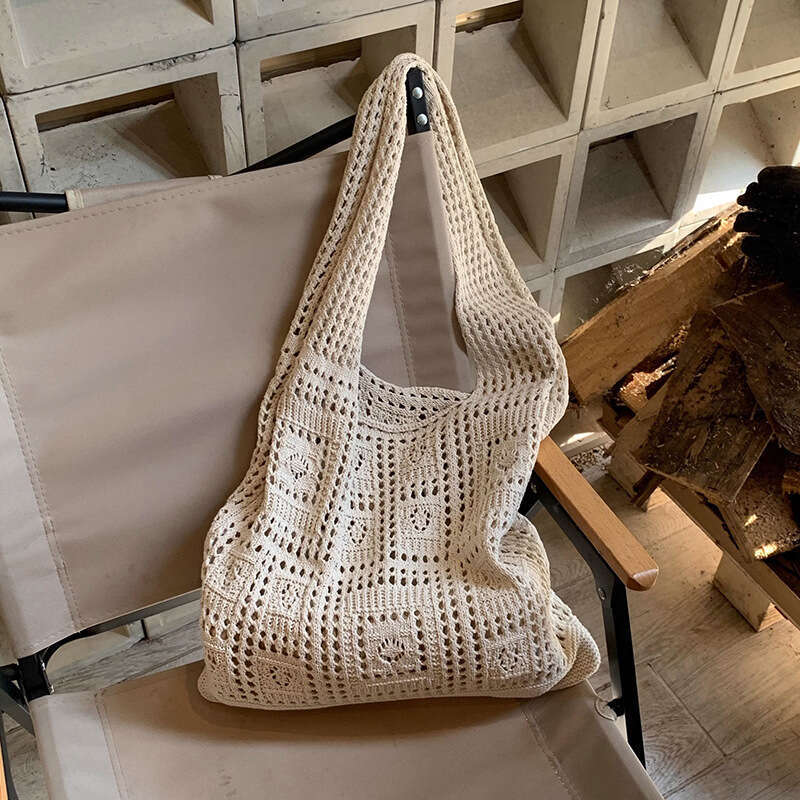 2025 New Knitted Shoulder for Women Casual Commuting Hollow Out Bag Large Capacity Woven Handbag