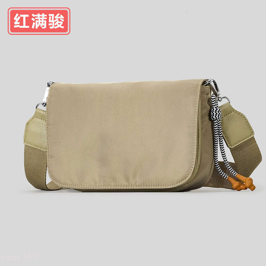 Trendy Brand Casual Outdoor Sports Single Crossbody Versatile Phone Lightweight Wide Shoulder Strap Flap Small Square Bag for Women