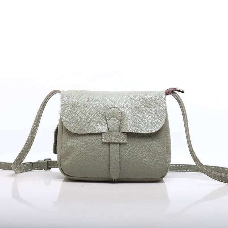 Luxury designer niche Zency women soft leather elegant small portable spacious crossbody, with high-quality retro hardware casual shoulder wallet
