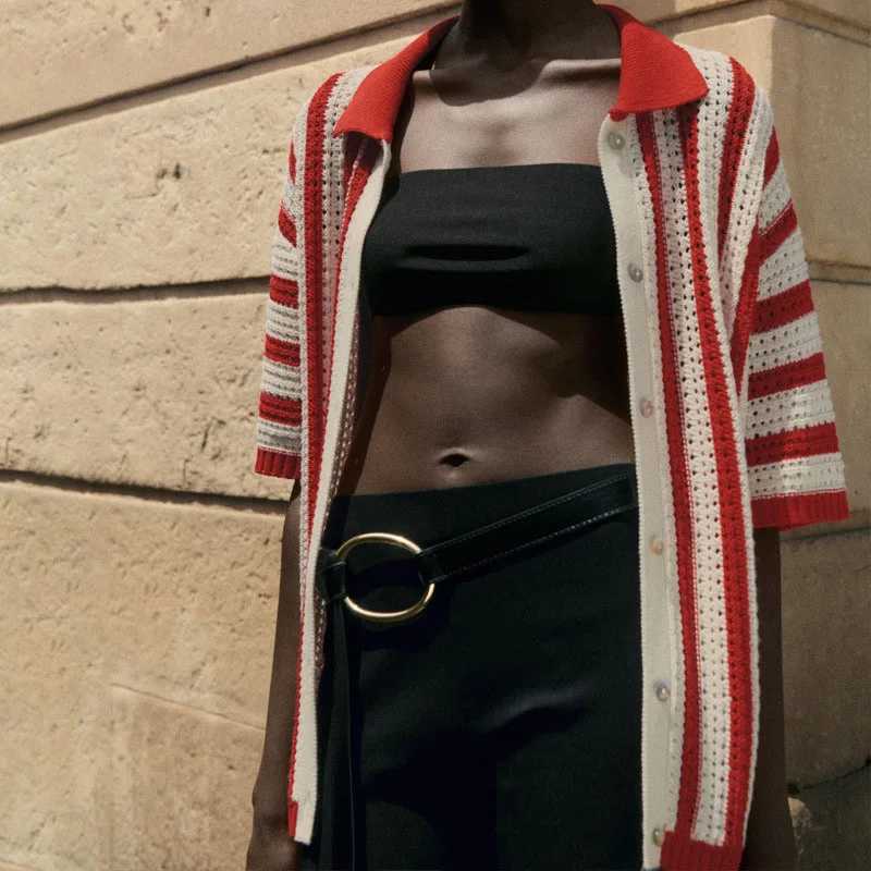 Elegant Lapel Short Sleeve Loose Shirts Casual Single Breasted Hollow Tops Early Autumn New Stripe Contrast Color Knit Cardigans X250724