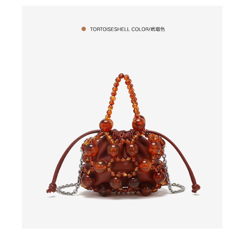 Chic Female Travel Companion: Stylish Niche Brand Messenger Purse with Intricate Beadwork