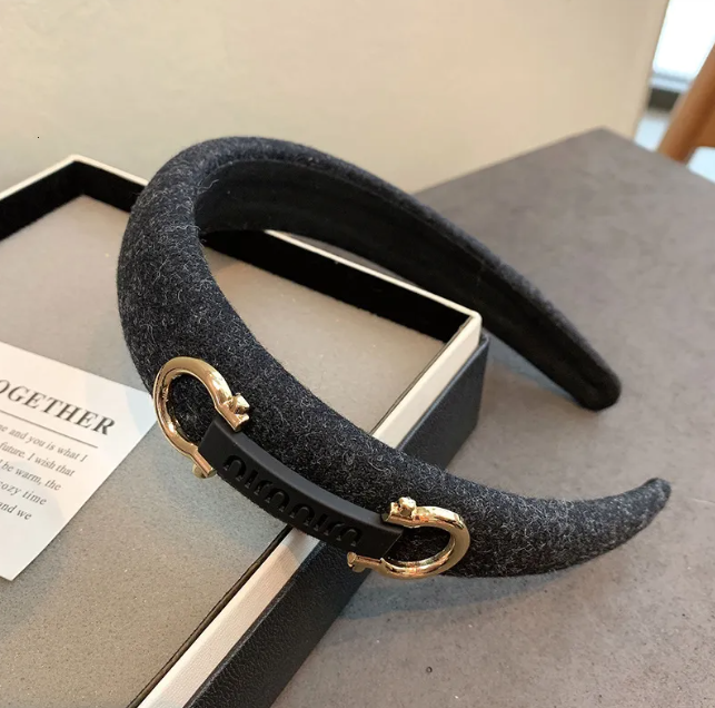 Women Simple Versatile Wool Fabric Headband Korean Style Elegant Horse Hoof Buckle Clip Wide Edge Hair Accessory