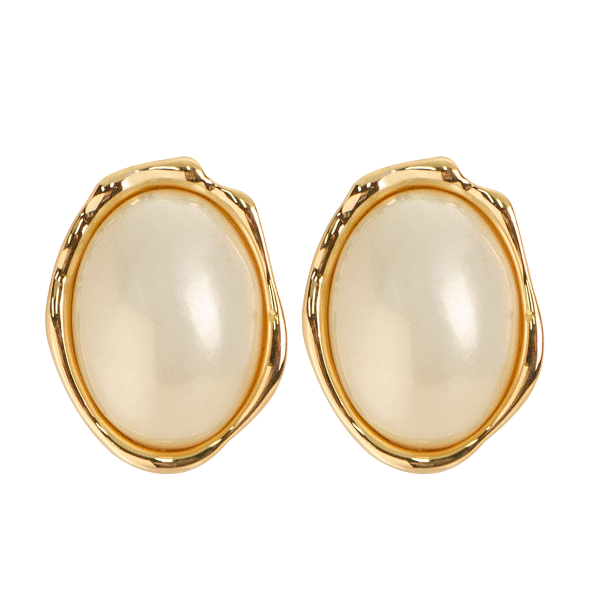 Exquisite Fashion Geometric Oval Bead Pearl Earrings for Women High-end Light Simple Sier Needle Ear Jewelry