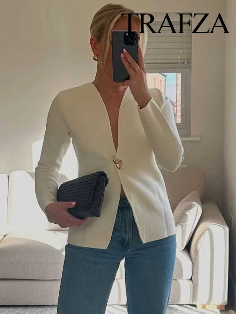 TRAFZA Womens Fashion Solid V-Neck Elegant Slim Long Sleeve Cardigans Top Female Elegant Golden One Button Casual Knitted Coat X250724