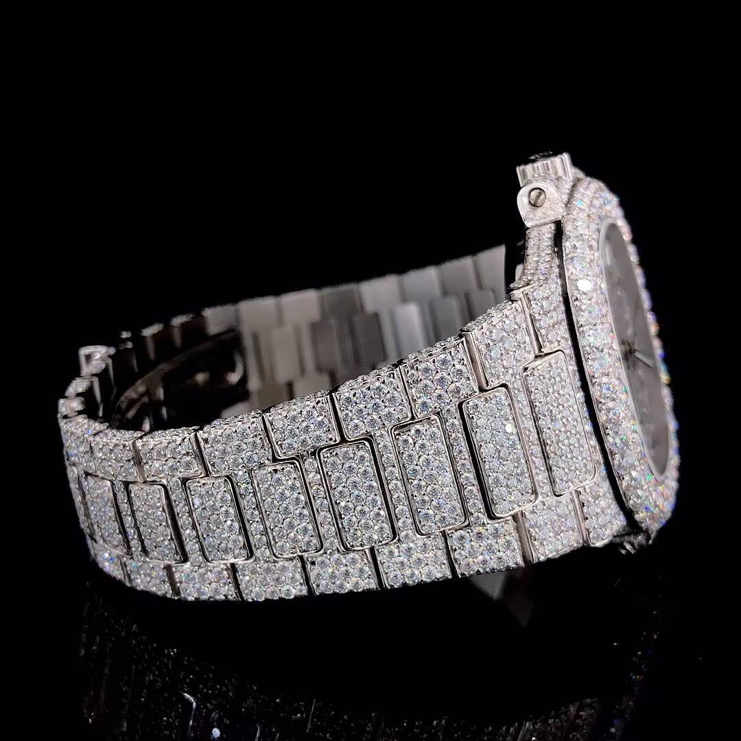 High Quality VVS Moissanite Diamond Wrist Watch for Men Hot Selling Stainless Steel Band Quartz Movement Iced out Hip Hop Style