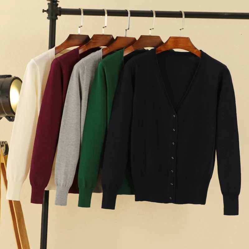 Black Cropped Cardigan Female Clothing Blouses Womens Coat Spring 2025 Long Sleeve Top Korean Fashion Knitted Sweater X250724