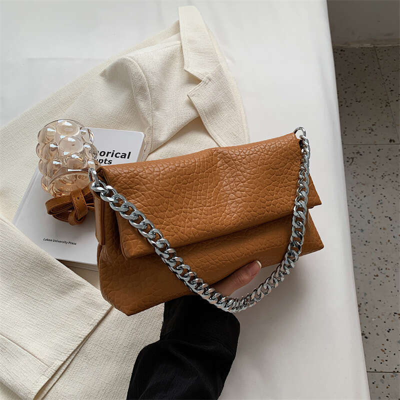 2022 Summer Trend New High-Quality Soft Leather Handbag for Women, Niche Design Chain Crossbody Bag