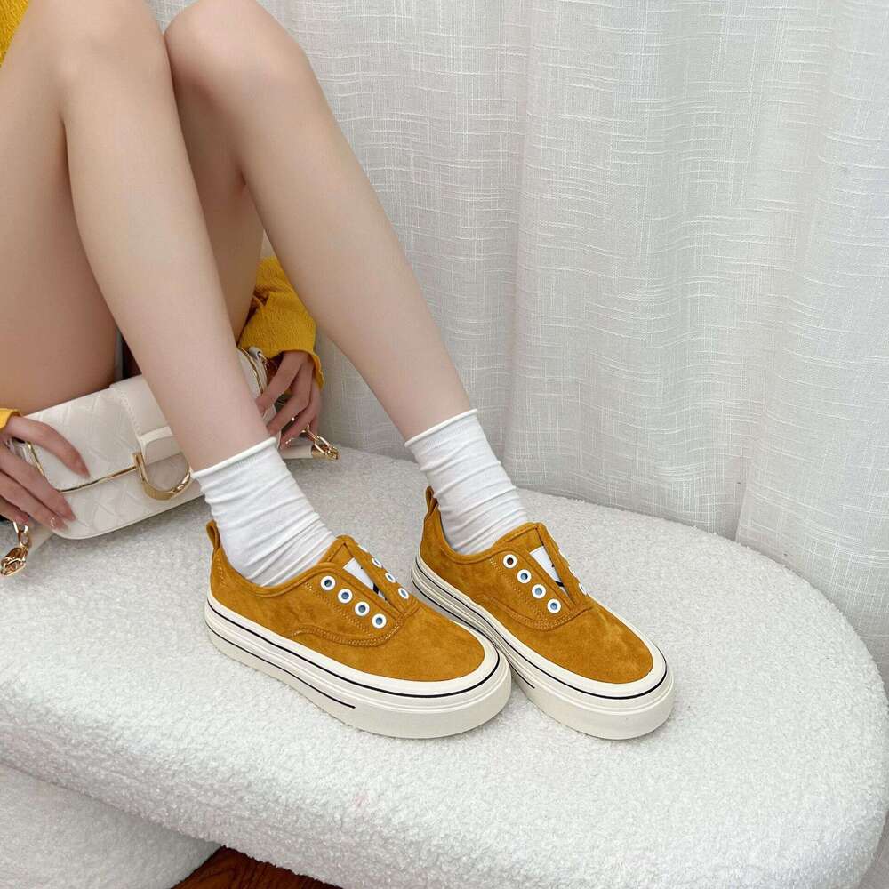Summer New Thick-Soled Casual for Women, Versatile Flat Shoes with High-End College Style