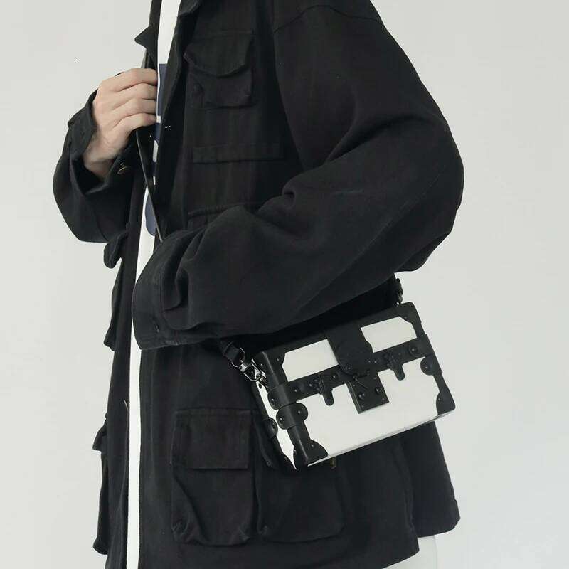 Designer Men Pu Leather Box Shape Unisex Small Square 2023 New Single Shoulder Crossbody Bag