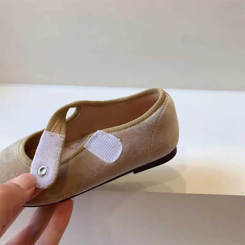 AncoBear Princess Flat Shoes for Baby Girls Kids Autumn Vintage Soft-sole Flatties with Low-cut Uppers Children Flats XJ250724