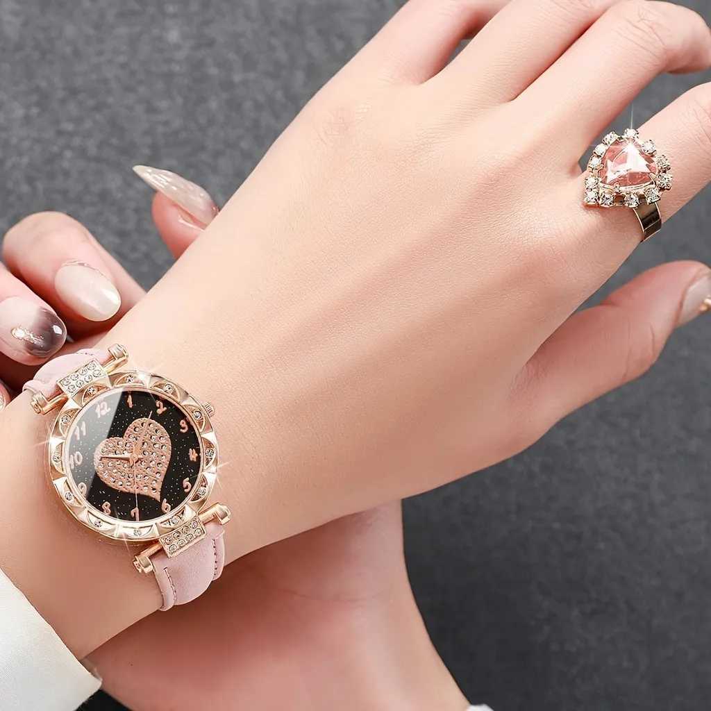 5PCS Women Quartz Watch Set for Gift Heart Shaped Rhinestone Accessories Mother Her W250724