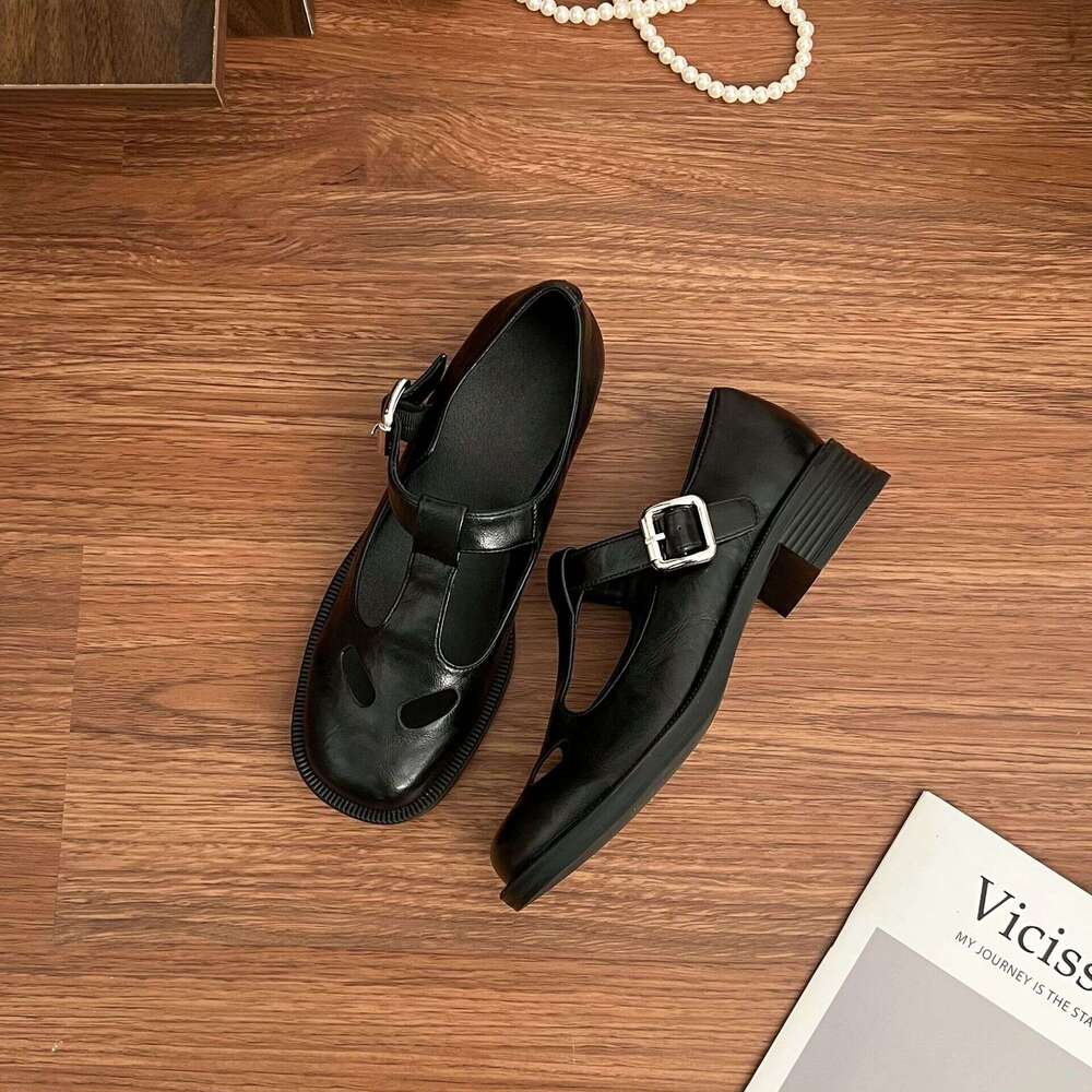 Designer Internet Celebrity New Mary Jane Women, High-end Hollow-out Niche Design Fashion Single Shoes for Women