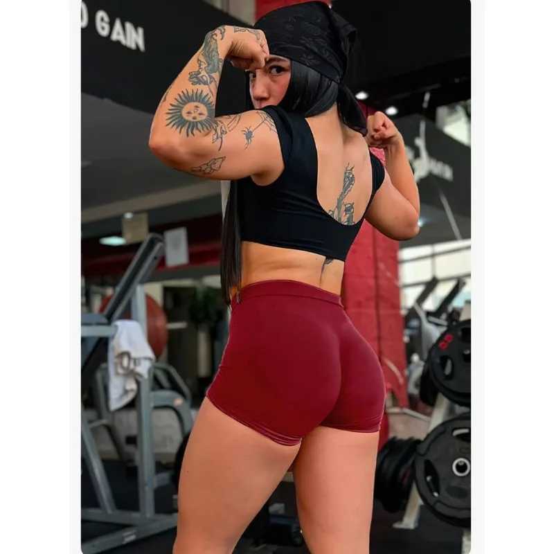 Baoma Giant Hip Show Fitness Shorts Peach Three Leg Shorts Mid Waist Sexy High Elasticity Non Wrinkle Knitted Sports Shorts XJ250724
