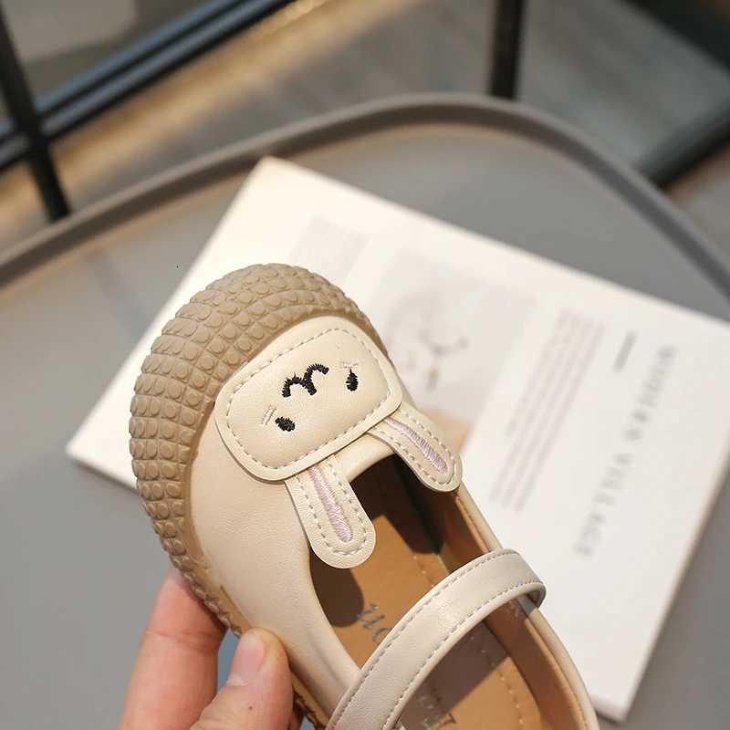 Baby Kids Casual Shoe Boys Girls Rabbit Carrot Soft Mary Jane Flats Children Non-Slip Flexible Spring Summer Shoes BeigeXJ250724
